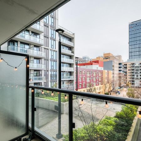Panorama Suites Downtown Торонто Экстерьер фото
