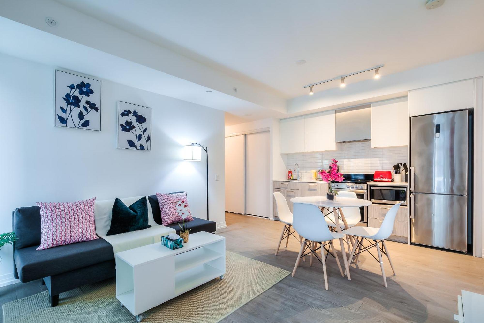 Panorama Suites Downtown Торонто Экстерьер фото