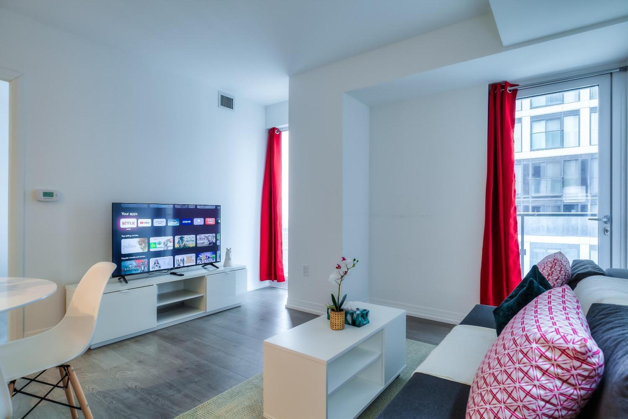 Panorama Suites Downtown Торонто Экстерьер фото