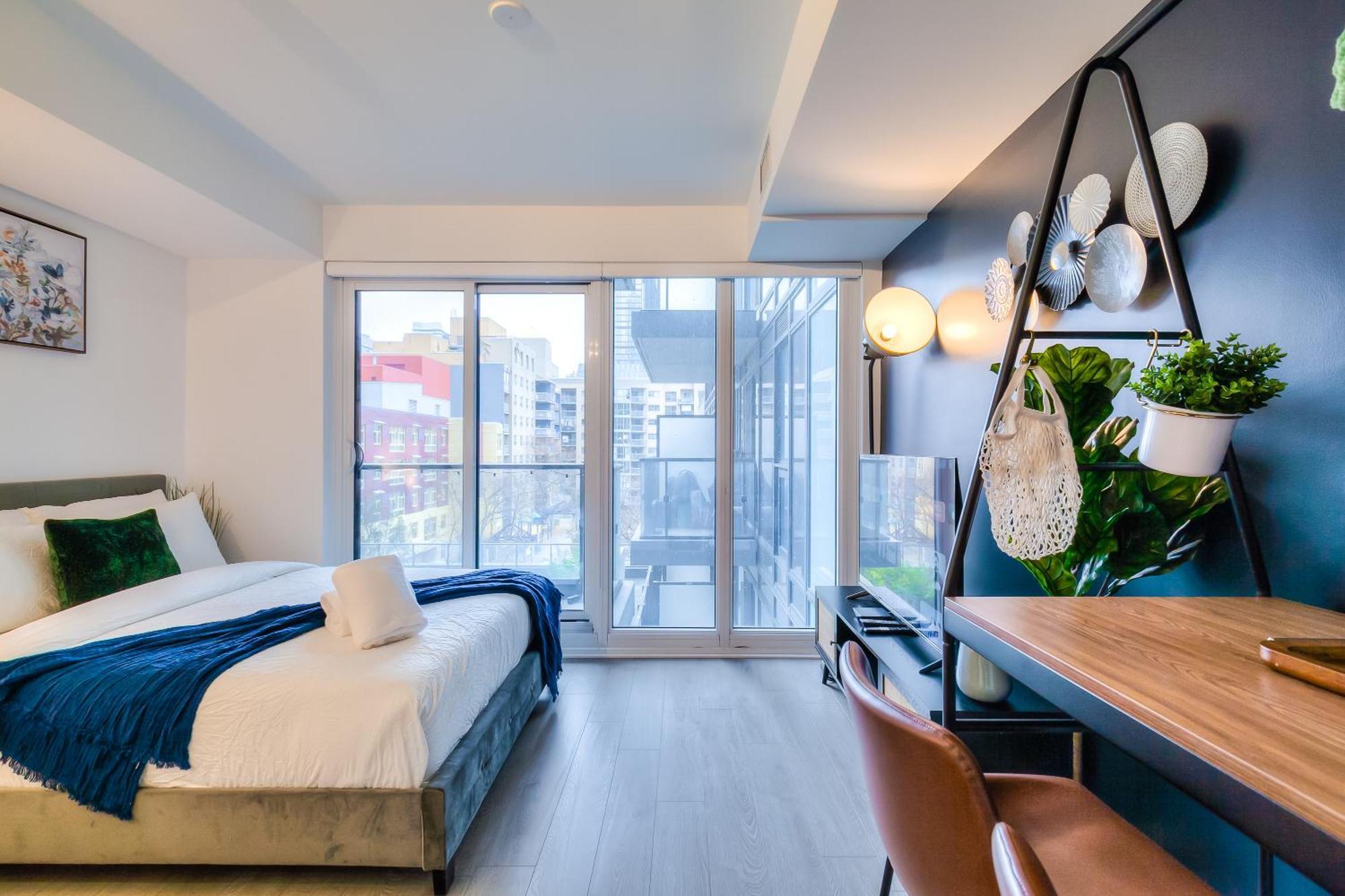 Panorama Suites Downtown Торонто Экстерьер фото