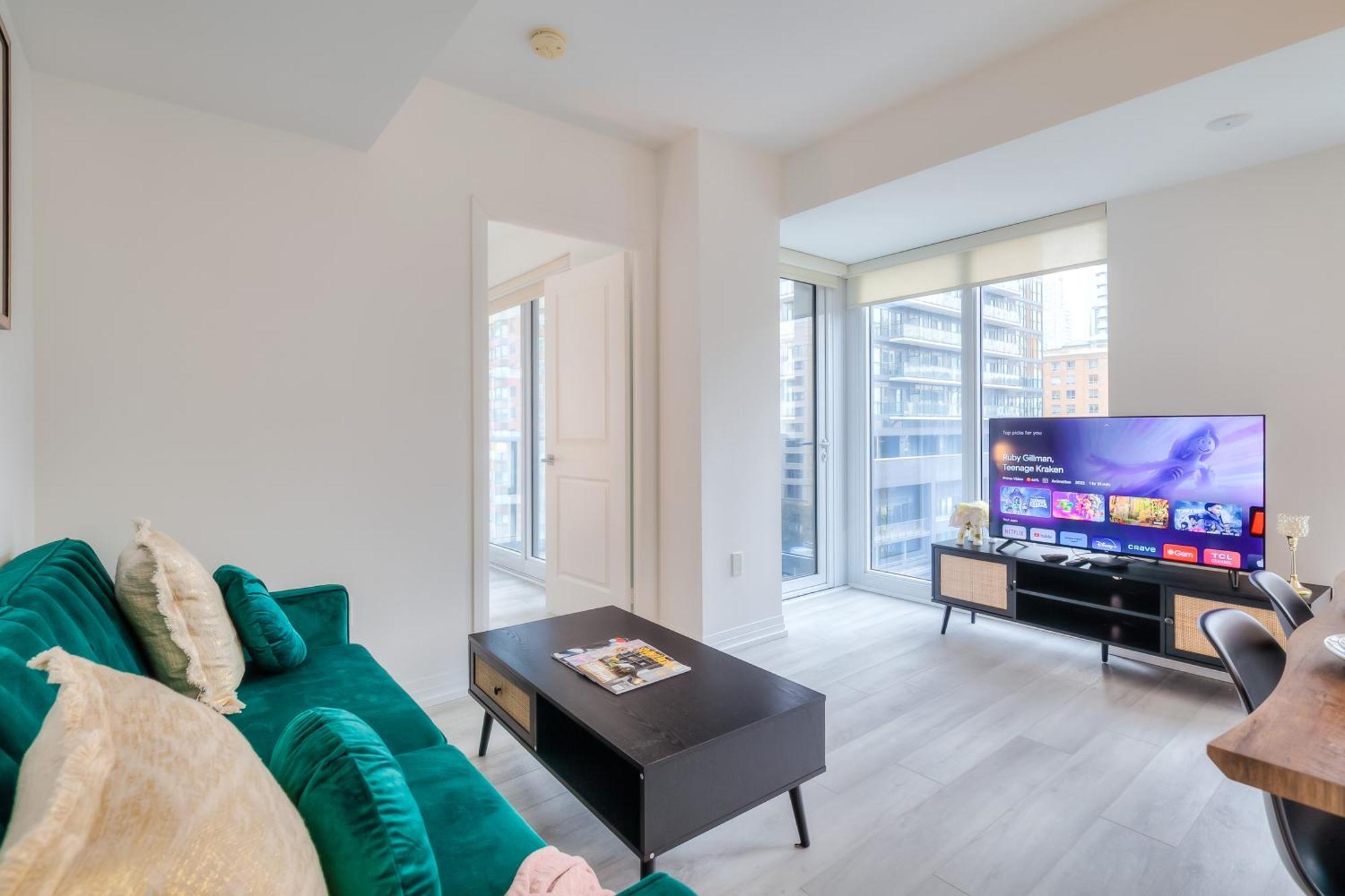 Panorama Suites Downtown Торонто Экстерьер фото