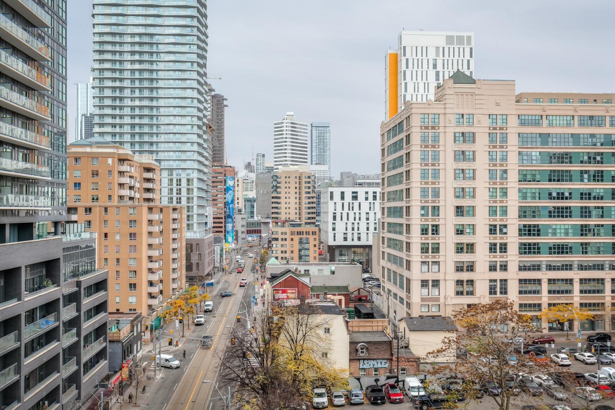 Panorama Suites Downtown Торонто Экстерьер фото