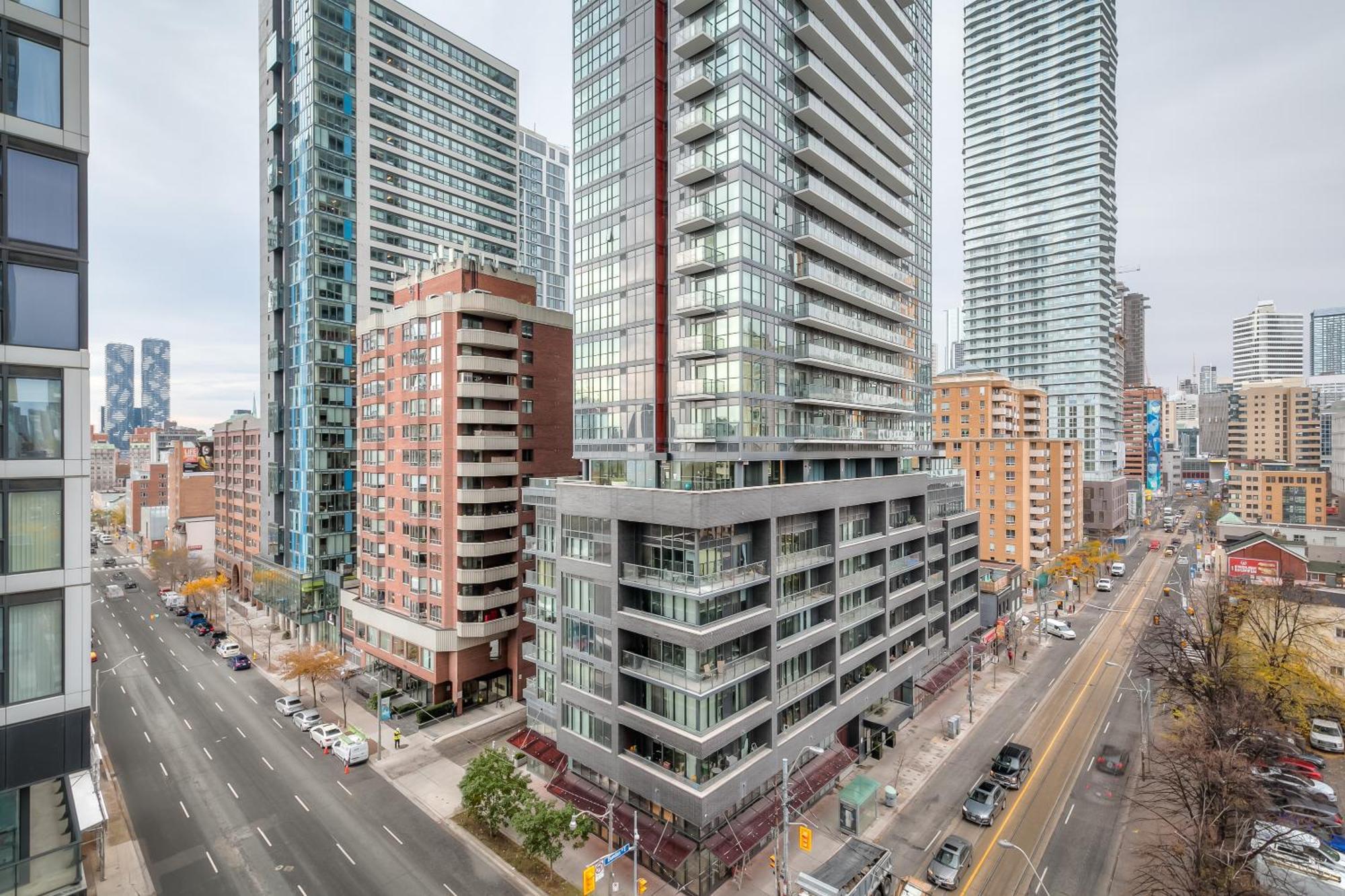 Panorama Suites Downtown Торонто Экстерьер фото