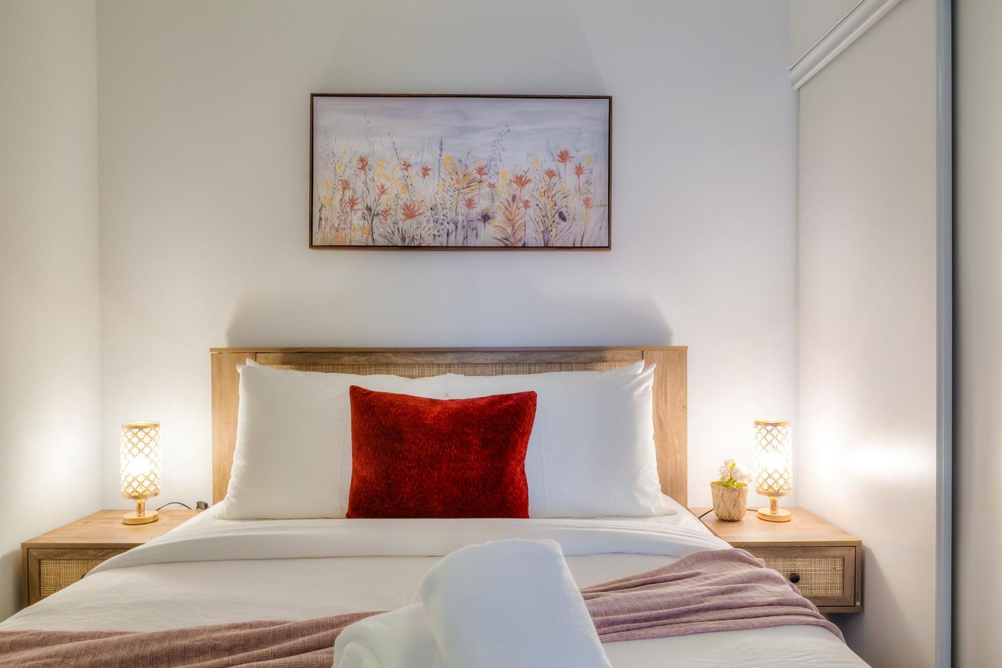Panorama Suites Downtown Торонто Экстерьер фото