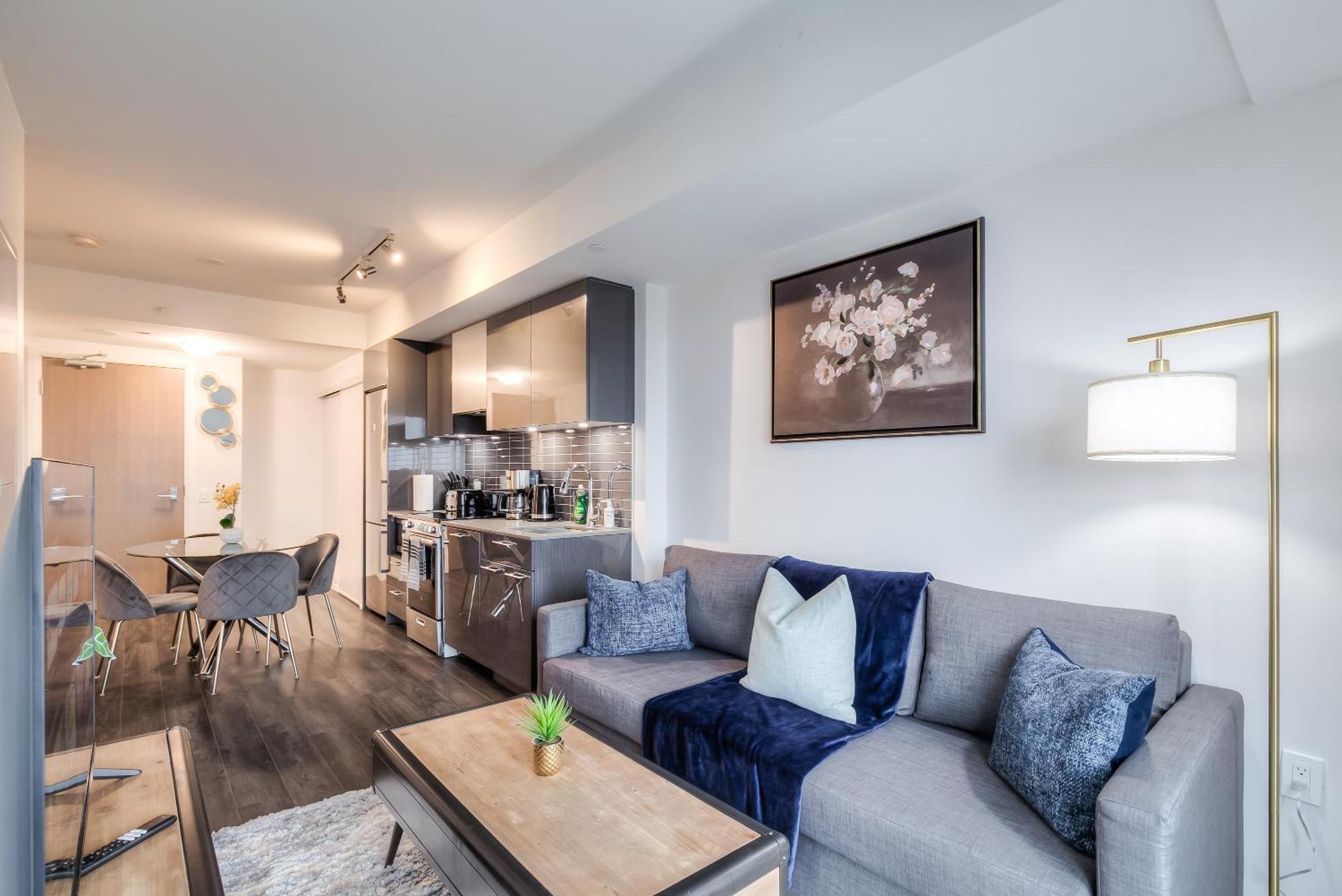 Panorama Suites Downtown Торонто Экстерьер фото